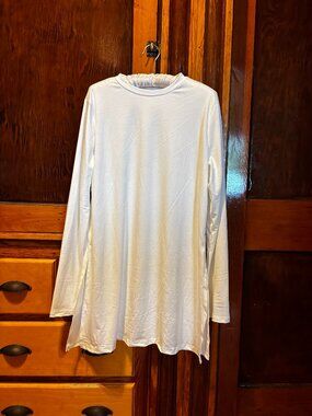 Women's White Long Tunic w/ Round Neckline & Side Slits XXL Brand New